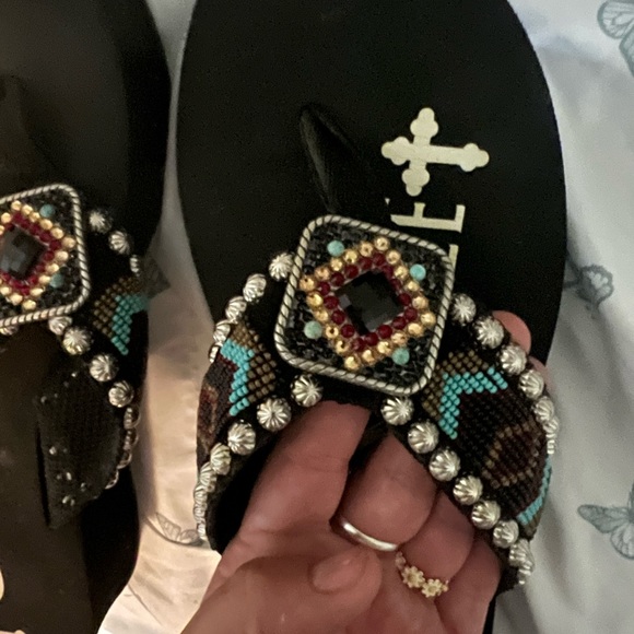 Gypsy Soule flip flops. I’ve had these but never wore them. Basically brand new. - Picture 2 of 3